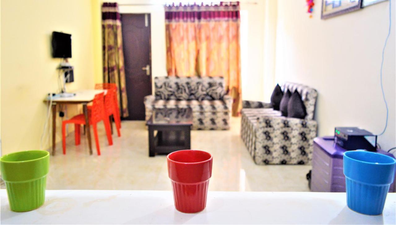 Pretty Garden View Apartment 3Bhk Furnished Flat Near Kashi Vishwanath Temple Varanasi Bagian luar foto